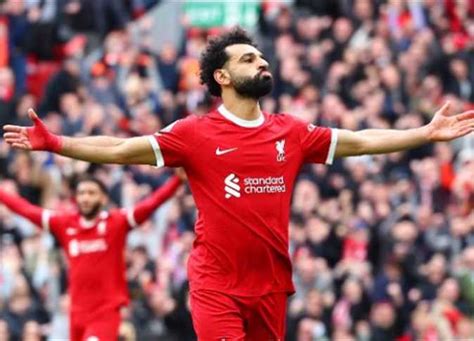 أسرار مستقبل محمد صلاح مع ليفربول: هل يبقى أم يرحل؟