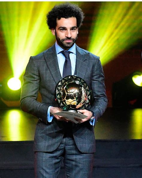 زى النهارده.. محمد صلاح يفوز بجائرة أفضل لاعب فى أفريقيا