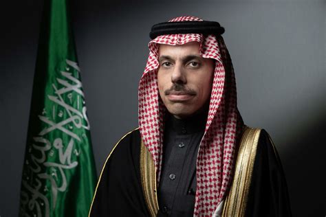 وزير الخارجية السعودي يستعرض العلاقات الثنائية مع رئيس البرلمان ورئيس مجلس النواب في تايلند
  منذ أقل من دقيقتين