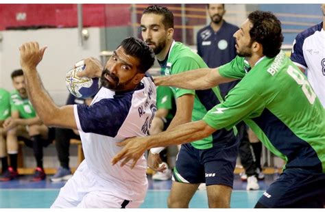 الأهلي يقترب من لقب دوري كرة اليد بالفوز على سبورتنج