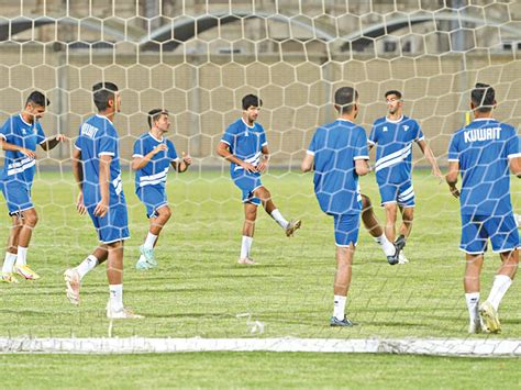 الحاج يغادر صفوف "الأولمبي" في مسقط.. الرمثا يدرس خيار استمرار محترفه السوري ويستعد لمدرب أجنبي