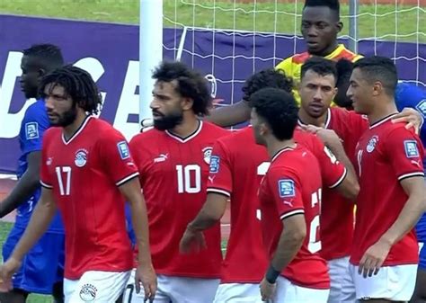 منتخب مصر يتقدم على سيراليون 1-0 في الشوط الأول بتصفيات كأس العالم